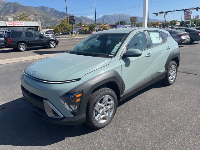 New 2026 Hyundai Kona SE