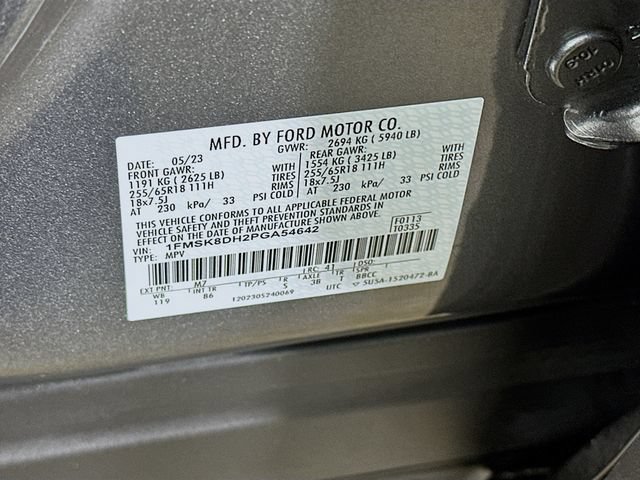 Used 2023 Ford Explorer XLT AWD/4WD image 35