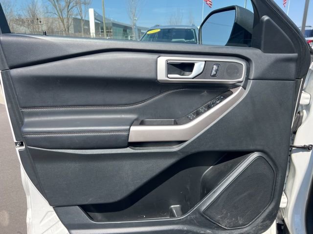 Used 2023 Ford Explorer XLT w/ Equipment Group 202A image 22
