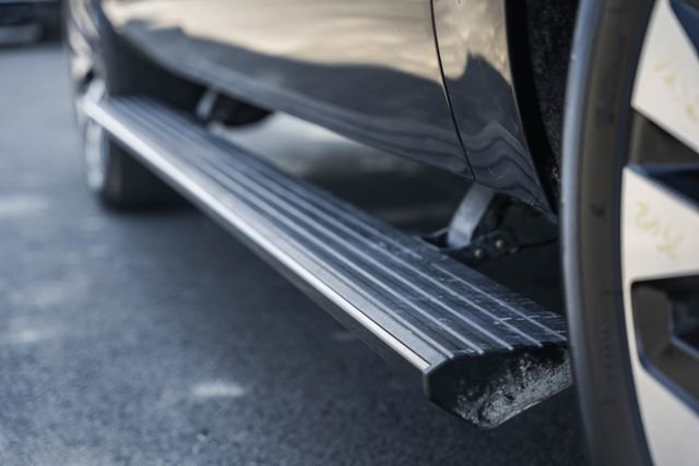 Used 2025 Ford Expedition Max Platinum w/ Driver's Package image 29