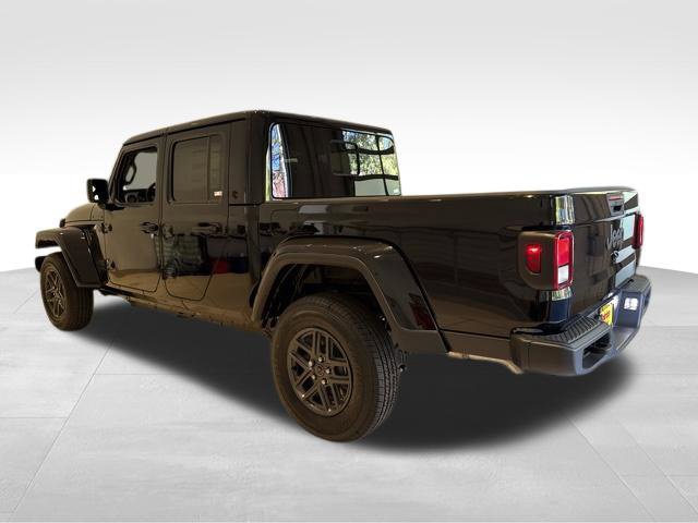 New 2025 Jeep Gladiator Sport AWD/4WD image 3
