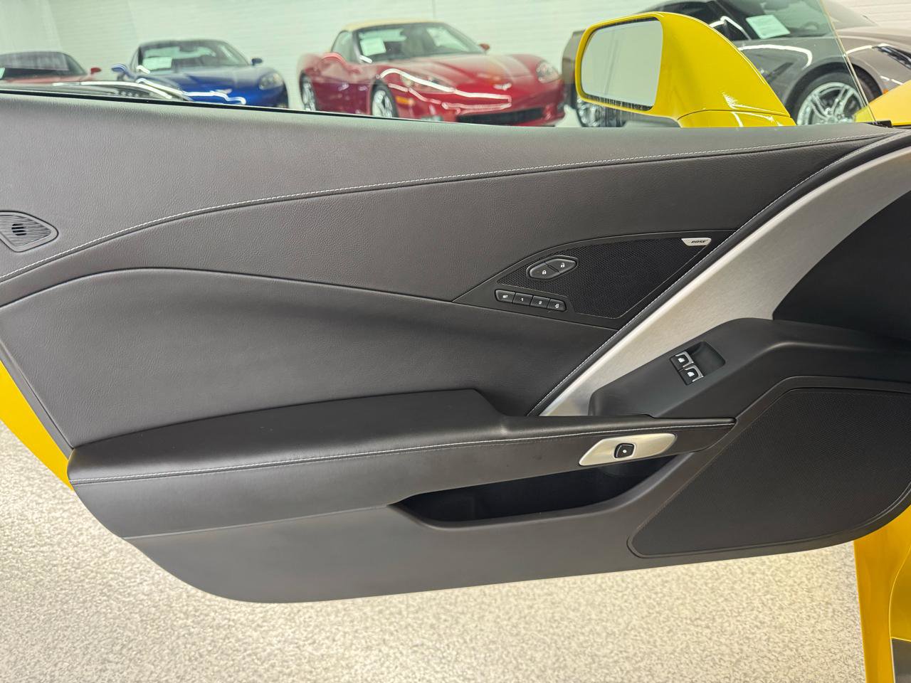 Used 2015 Chevrolet Corvette Stingray Coupe w/ 2LT Preferred Equipment Group image 39