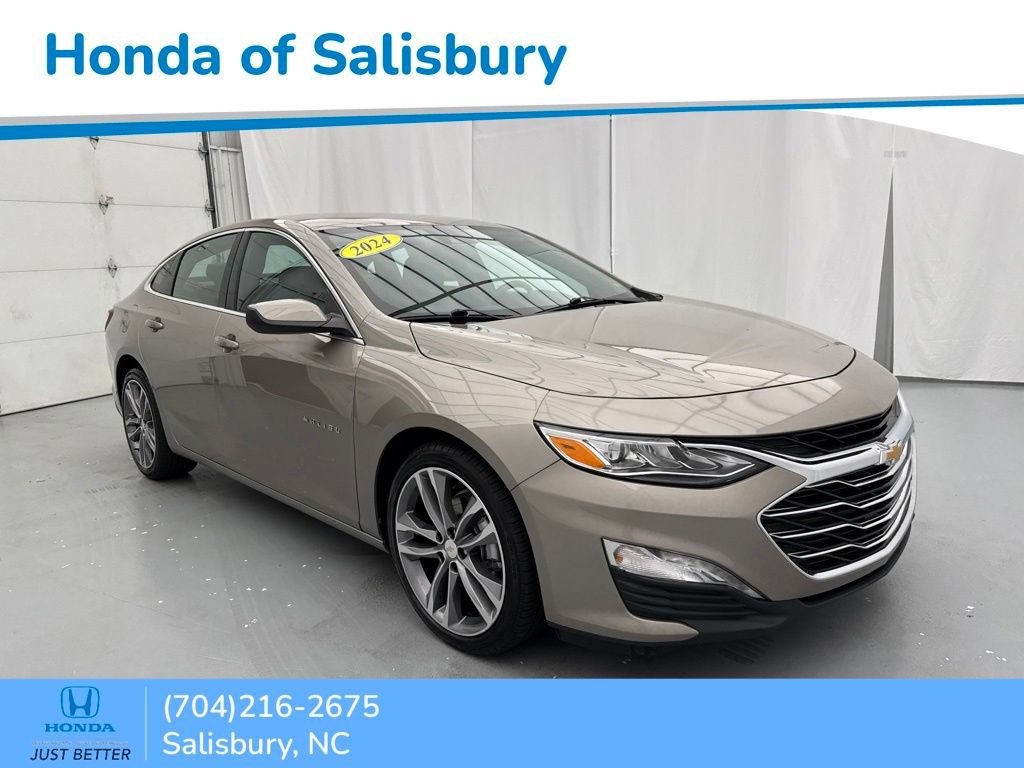 Used 2024 Chevrolet Malibu LT FWD image 1
