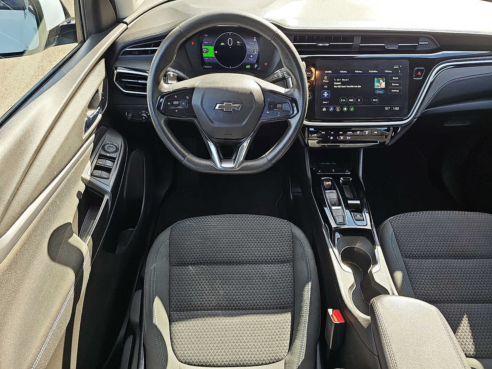 Used 2023 Chevrolet Bolt EUV LT FWD image 12