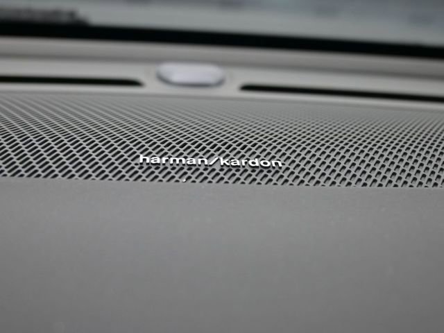 New 2026 Volvo XC40 B5 Ultra w/ Climate Package image 30