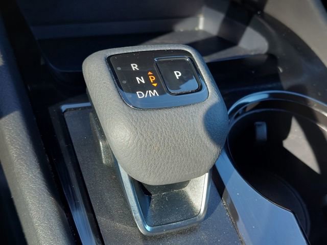 Used 2024 Nissan Rogue SV image 38