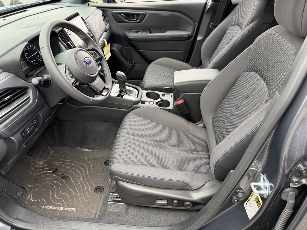 Used 2025 Subaru Forester Premium w/ Protection Package image 24