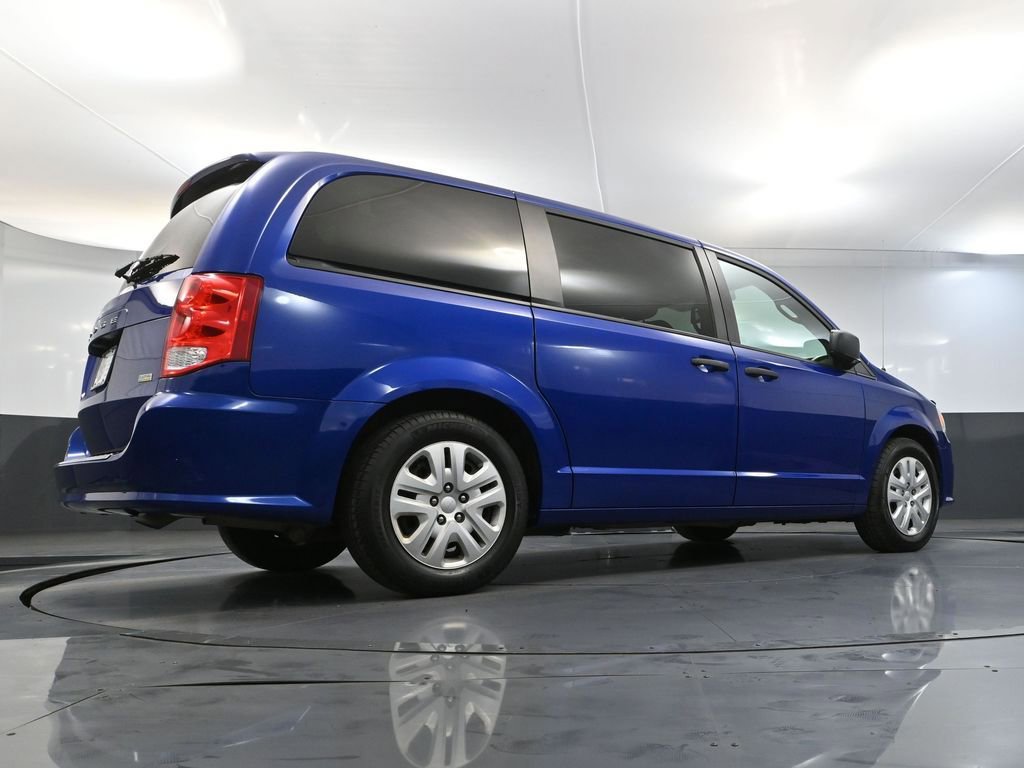 Used 2019 Dodge Grand Caravan SE w/ UConnect Hands-Free Group image 46
