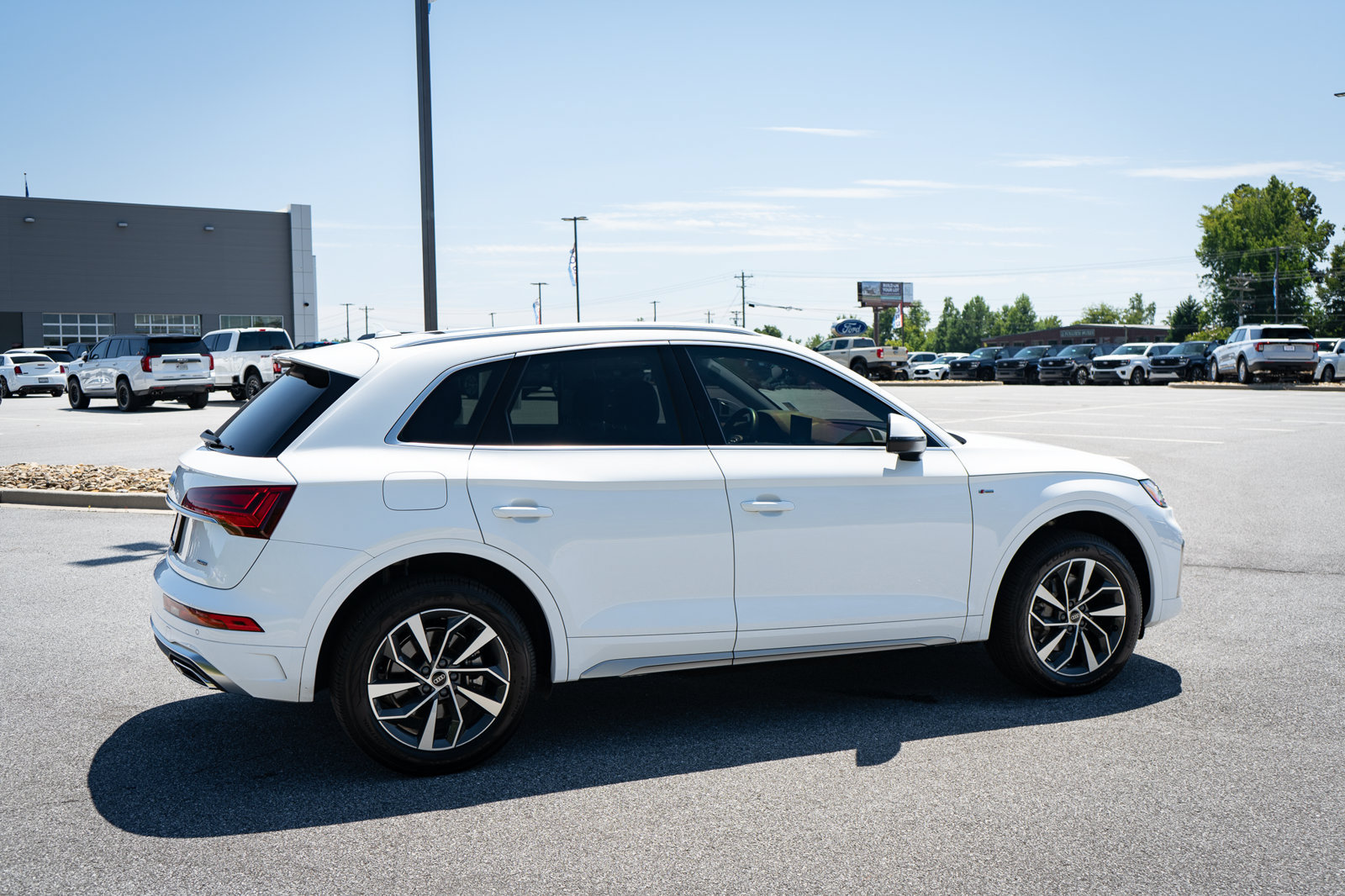 Used 2024 Audi Q5 2.0T Premium Plus AWD/4WD image 10