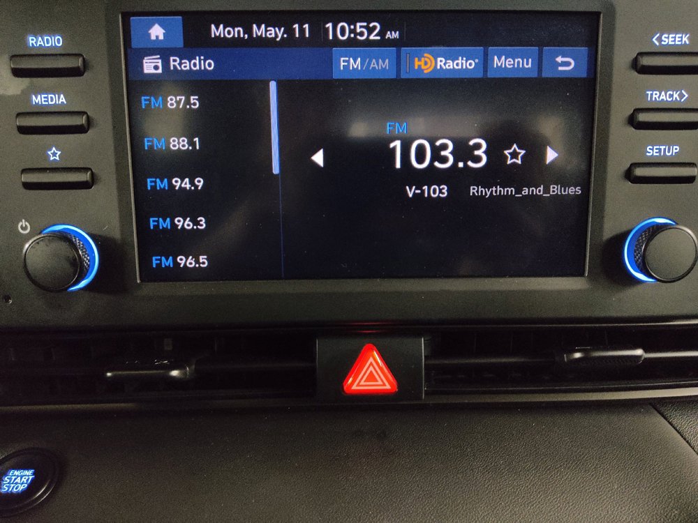 Used 2025 Hyundai Elantra Sport FWD image 25
