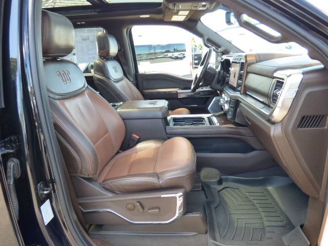 Used 2023 Ford F250 King Ranch w/ FX4 Off-Road Package AWD/4WD image 16