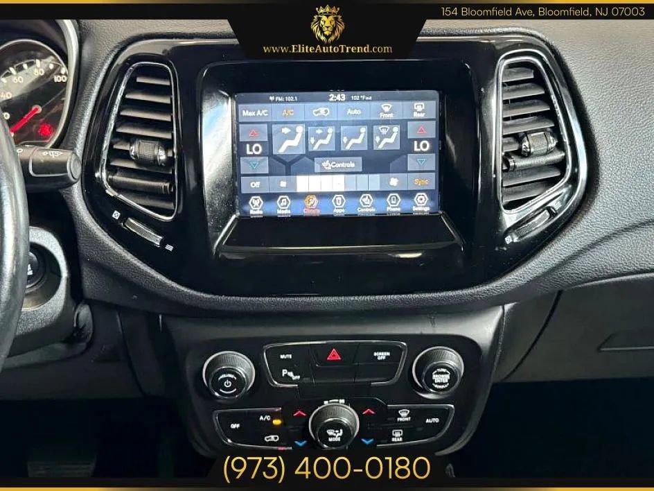 Used 2018 Jeep Compass Latitude w/ Popular Equipment Group image 16