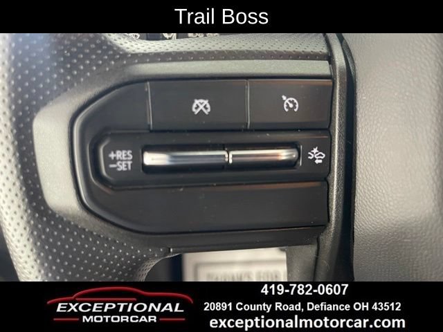 Used 2024 Chevrolet Colorado Trail Boss w/ Technology Package AWD/4WD image 38