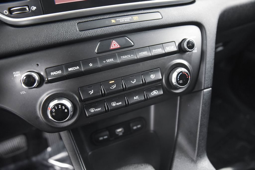 Used 2020 Kia Sportage LX image 22