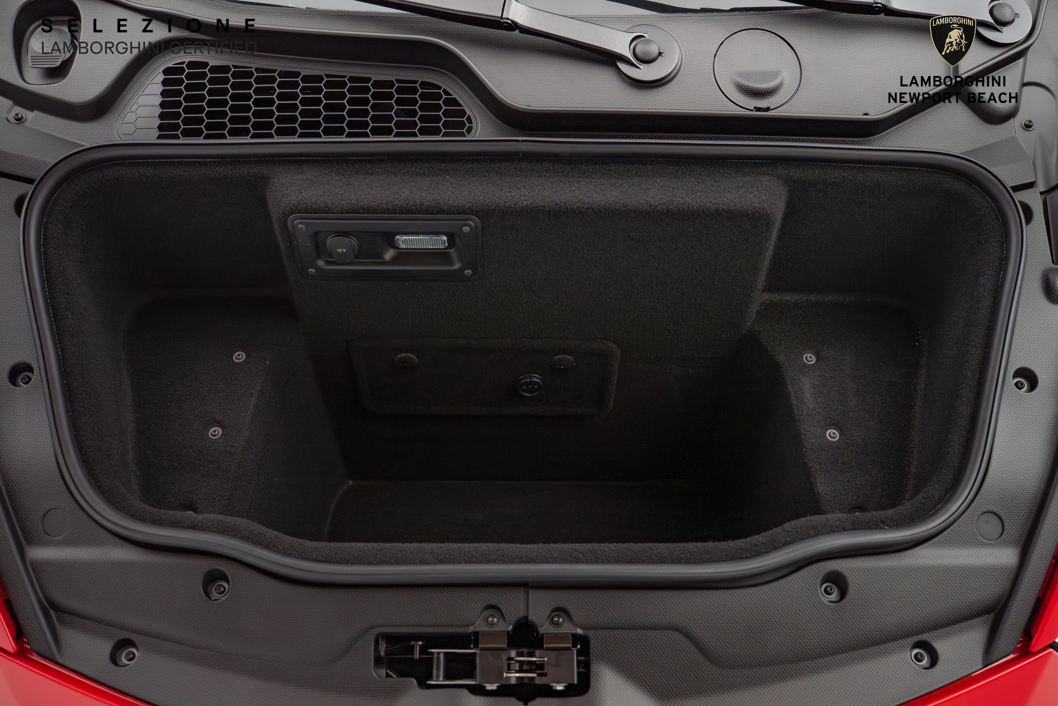 Used 2024 Lamborghini Huracan Sterrato image 13