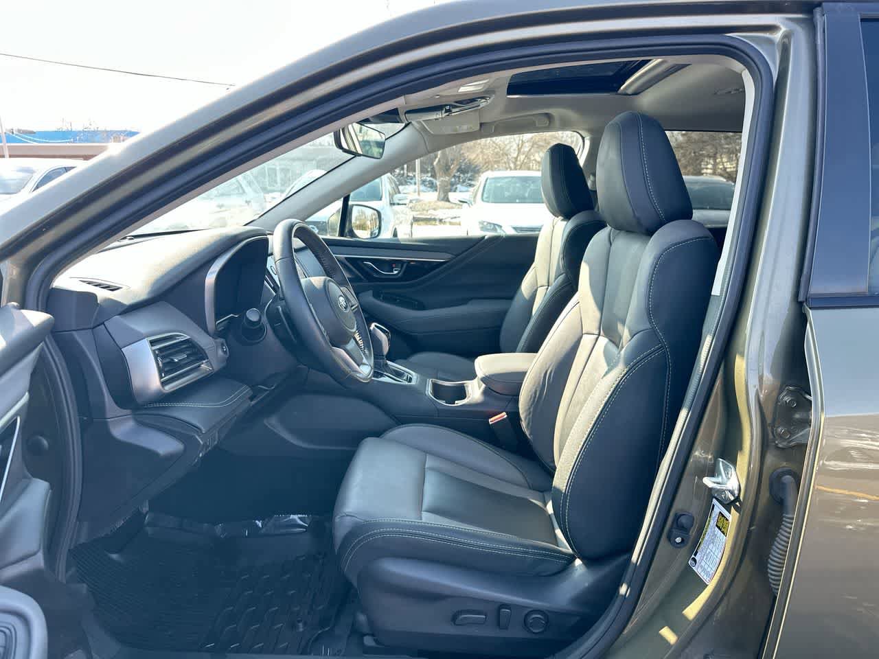 Used 2023 Subaru Outback Onyx Edition image 21