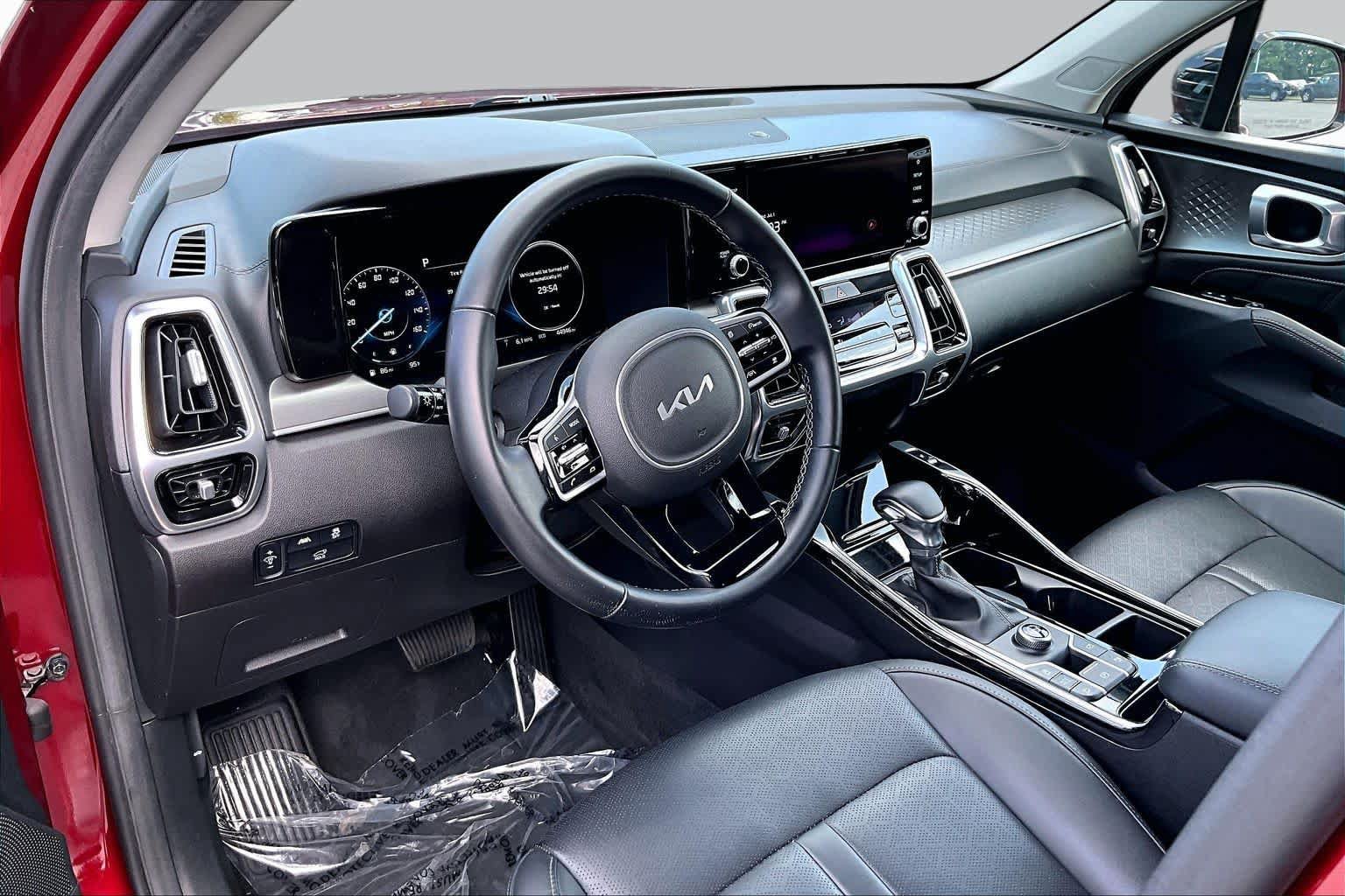 Used 2023 Kia Sorento SX FWD image 18