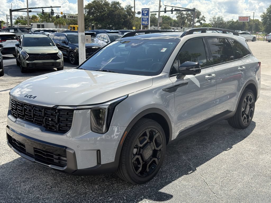 Certified 2025 Kia Sorento SX Prestige AWD/4WD image 9