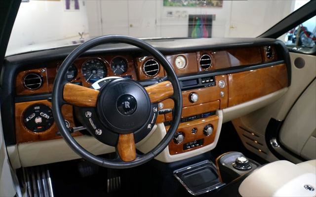 Used 2008 Rolls-Royce Phantom Drophead Coupe RWD image 14
