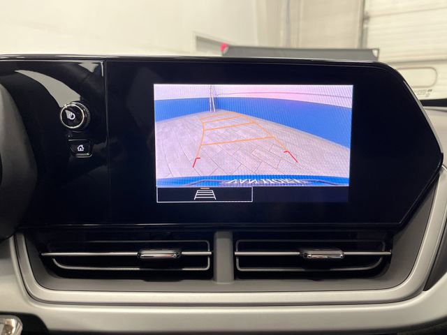 Used 2025 Chevrolet Trax RS w/ Sunroof Package image 10