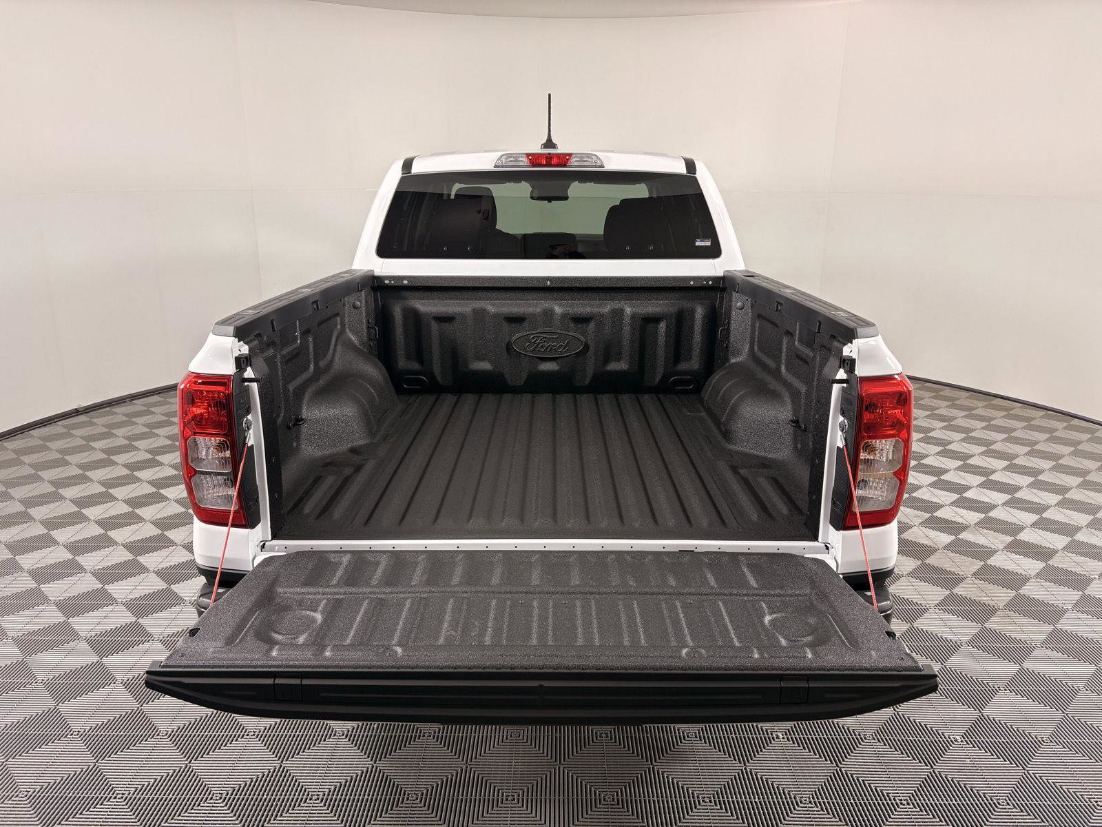 Used 2025 Ford Ranger XL w/ Trailer Tow Package image 5