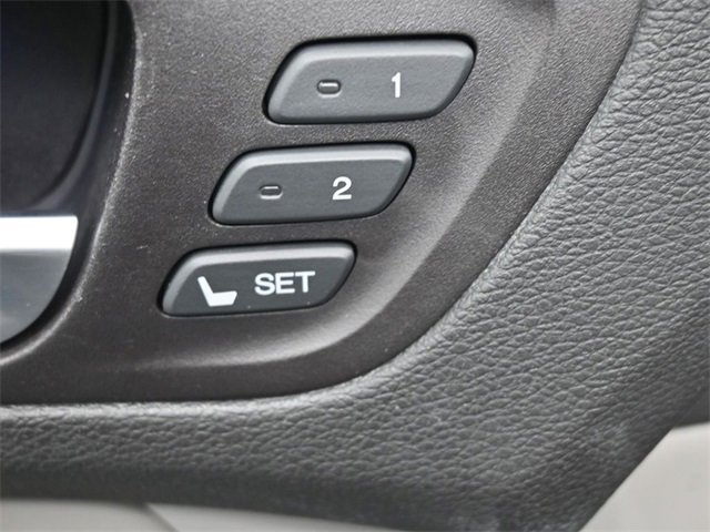 Used 2016 Acura TLX w/ Technology Package image 21