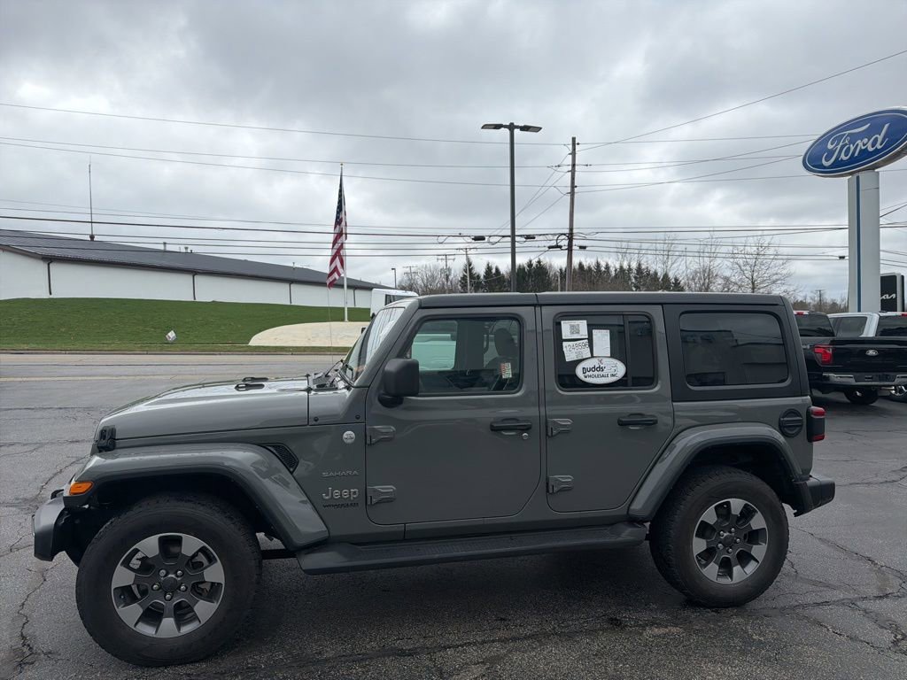 Used 2022 Jeep Wrangler Unlimited Sahara w/ Dual Top Group image 5