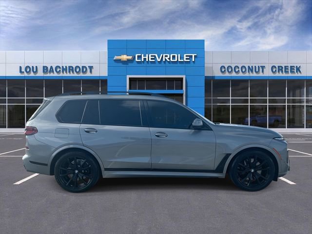Used 2024 BMW X7 xDrive40i w/ Executive Package AWD/4WD image 9
