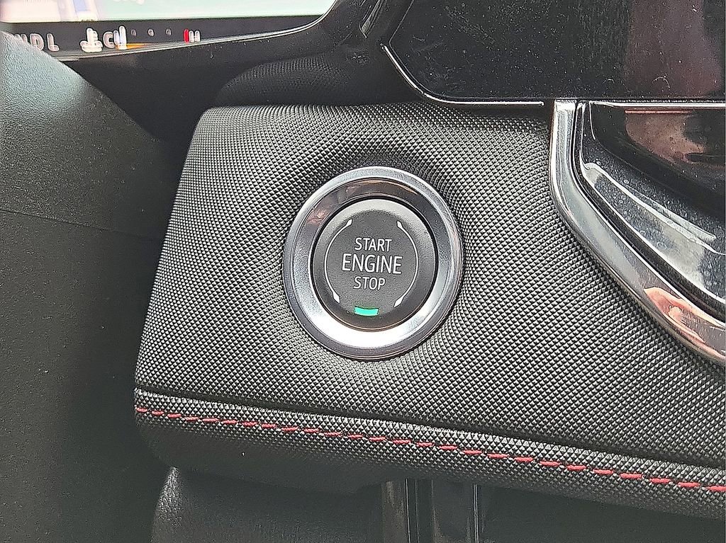 Used 2025 Chevrolet Colorado Z71 w/ Technology Package image 29