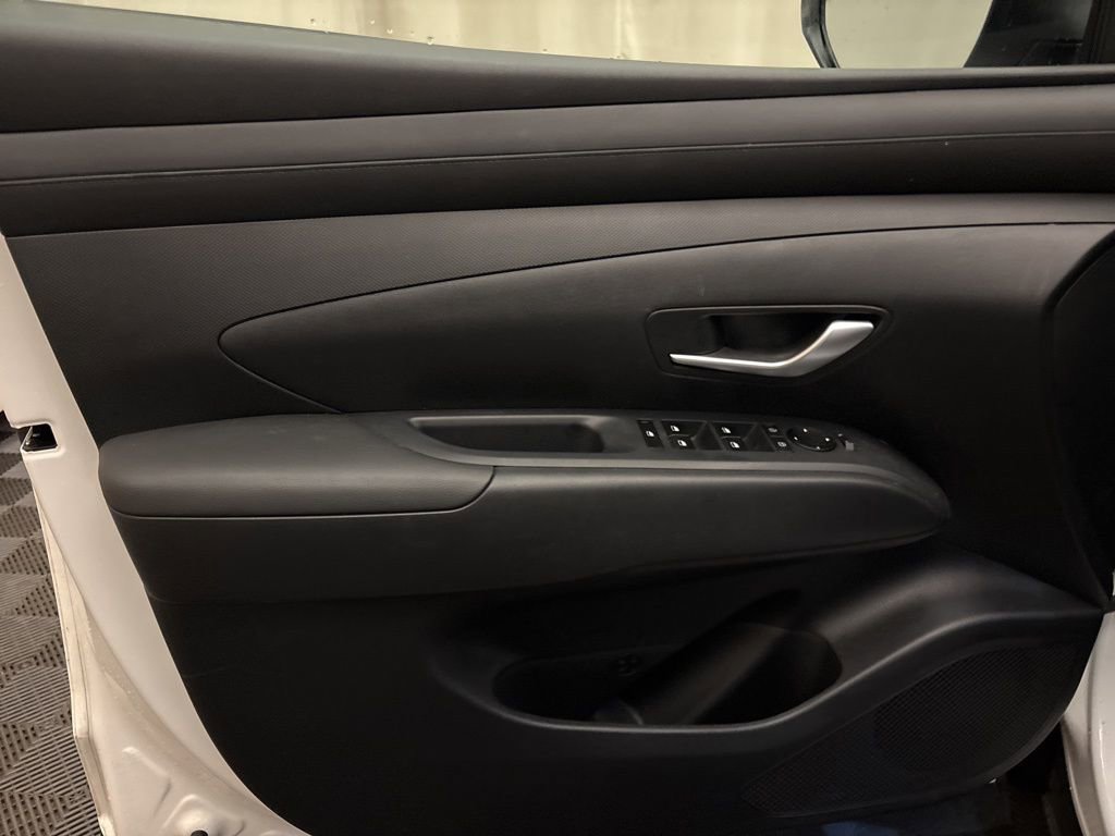 Certified 2026 Hyundai Santa Cruz SE image 10