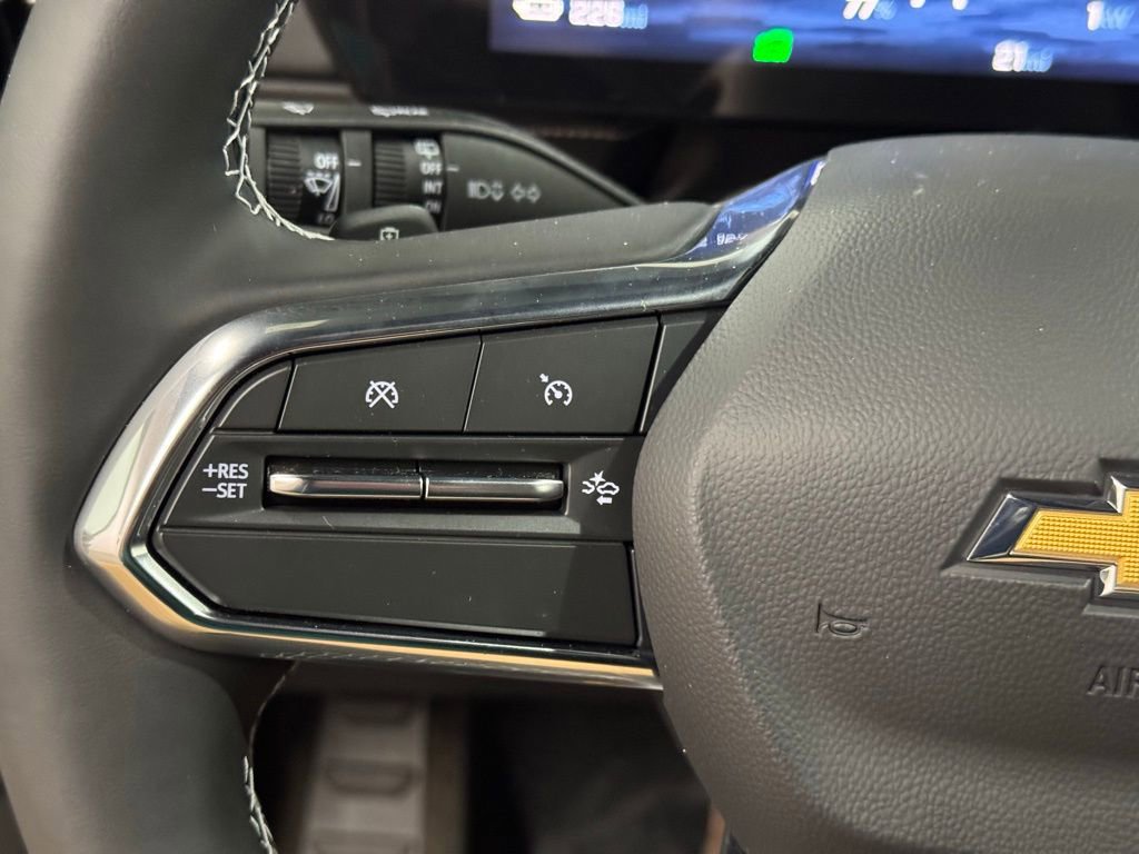 New 2025 Chevrolet Blazer EV LT image 38