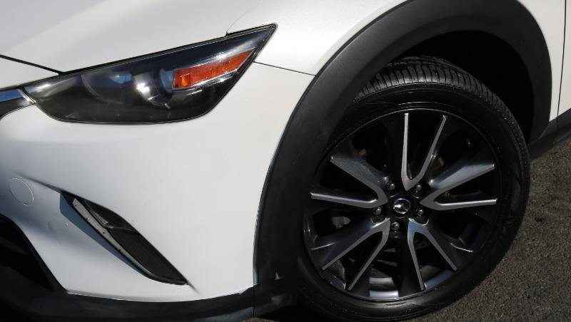 Used 2018 MAZDA CX-3 Touring w/ Preferred Equipment Package image 4