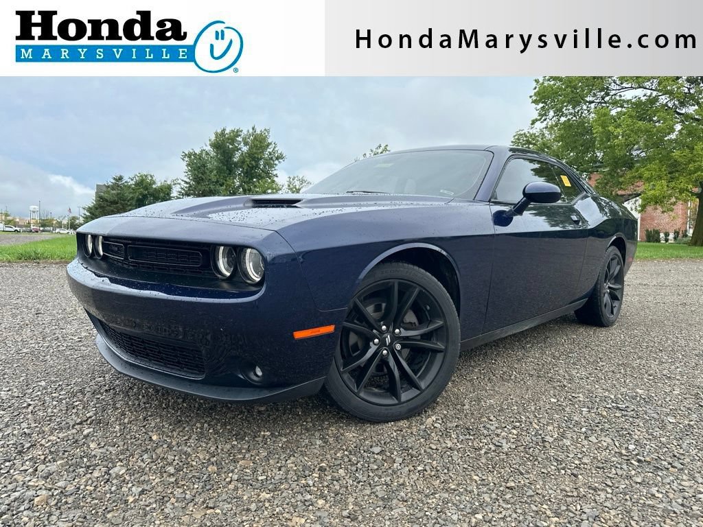 Used 2017 Dodge Challenger SXT w/ Blacktop Package RWD video 1