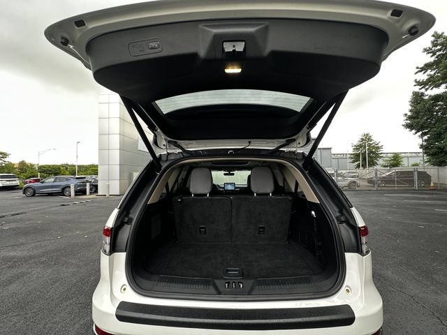 Certified 2023 Lincoln Aviator AWD w/ Premium Package image 41