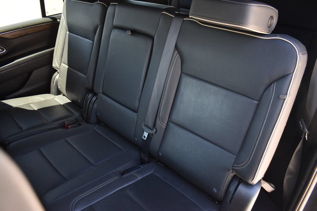 Certified 2024 Chevrolet Suburban Premier AWD/4WD image 26