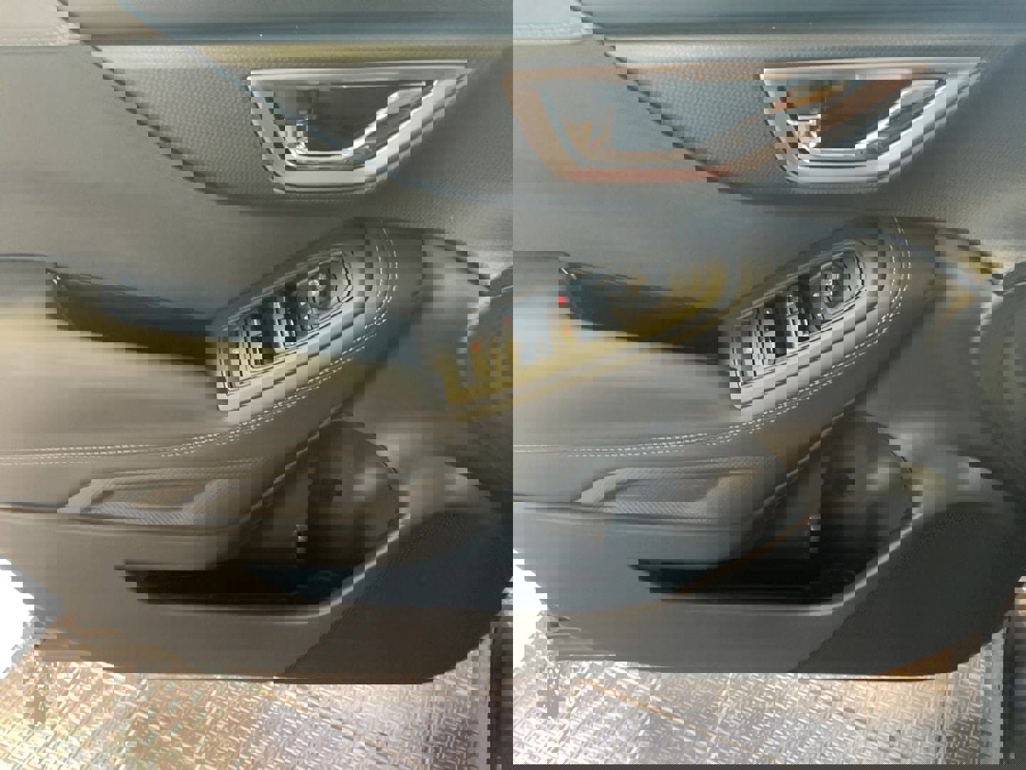 Used 2023 Subaru Forester Premium image 17