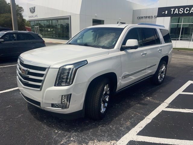 Used 2019 Cadillac Escalade Premium Luxury AWD/4WD image 1