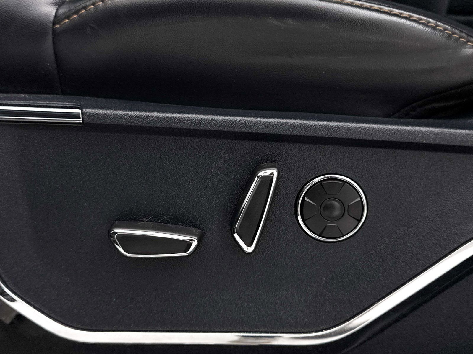 Used 2021 Ford F150 Platinum w/ Equipment Group 701A High image 29