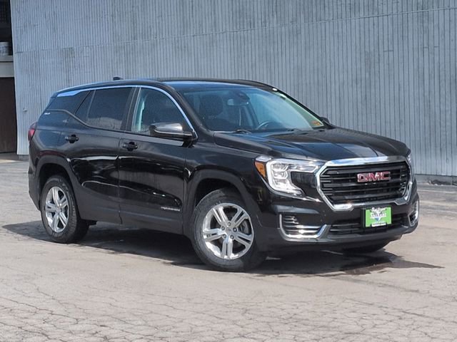 Used 2024 GMC Terrain SLE AWD/4WD image 11