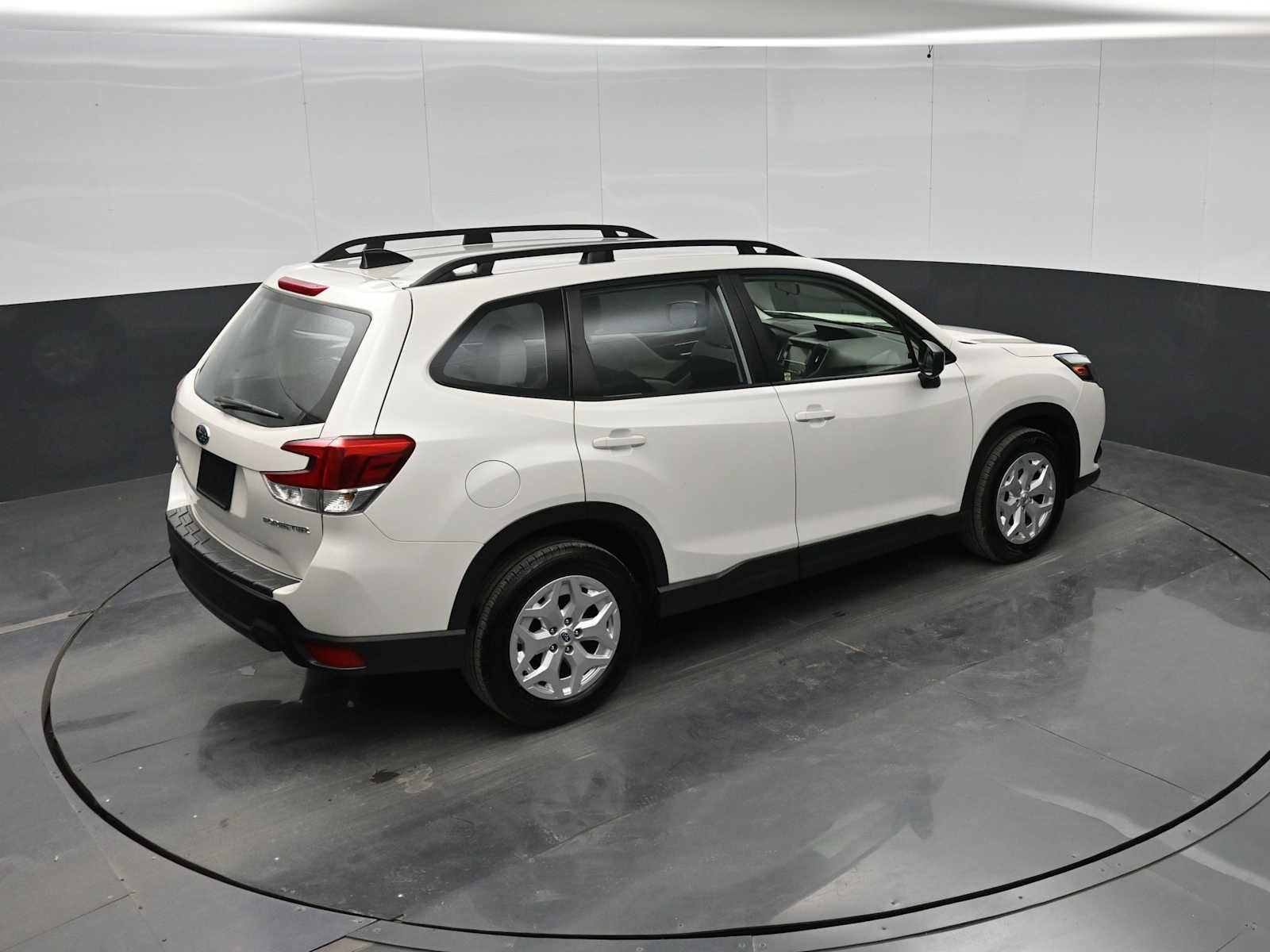 Used 2024 Subaru Forester AWD/4WD image 30