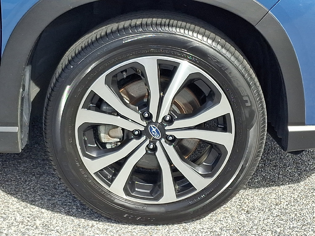 Certified 2023 Subaru Forester Limited AWD/4WD image 9