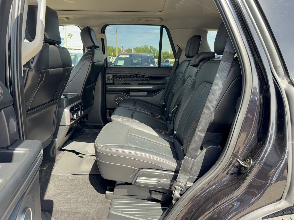 Certified 2021 Ford Expedition Platinum AWD/4WD image 12