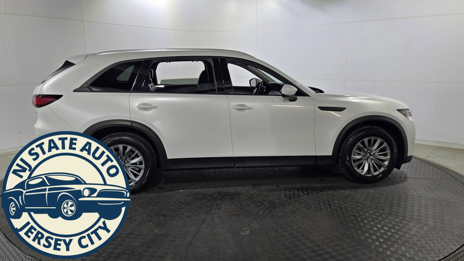 Used 2024 MAZDA CX-90 3.3 Turbo w/ Preferred Plus image 8
