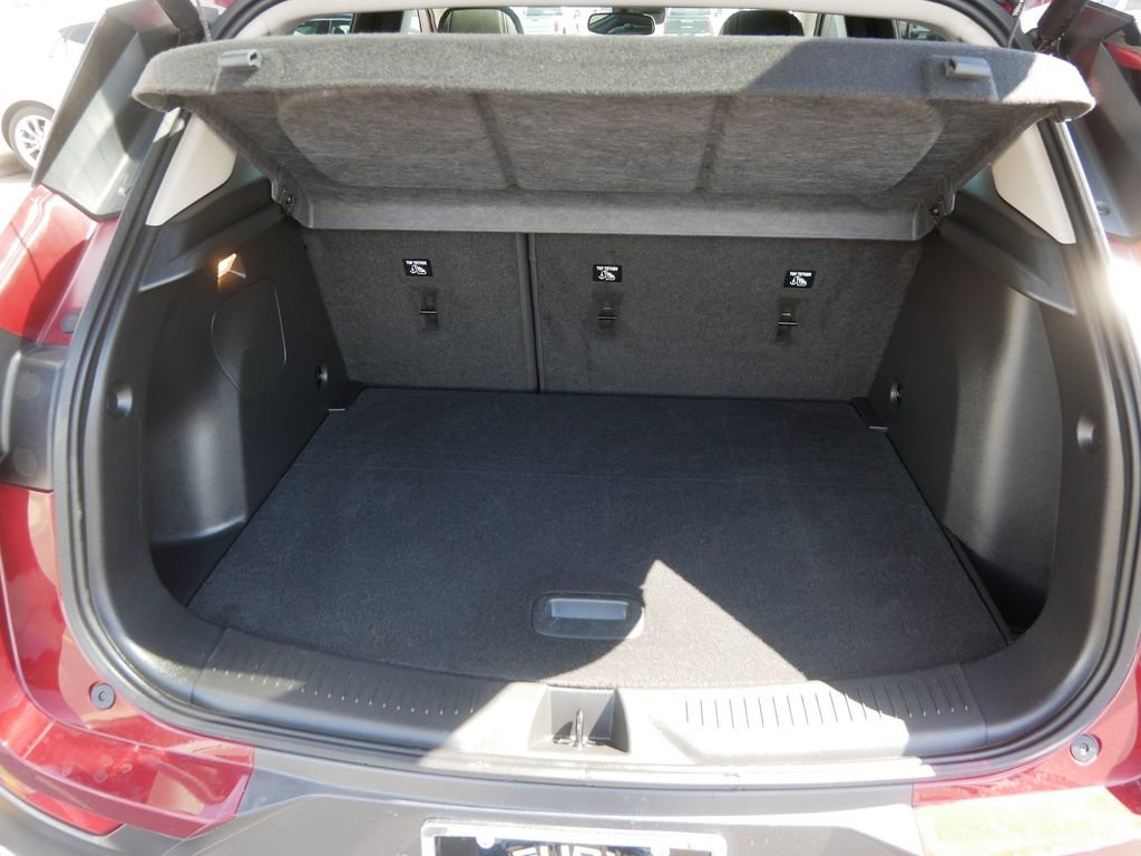 Used 2023 Buick Encore GX Essence w/ Experience Buick Package image 9