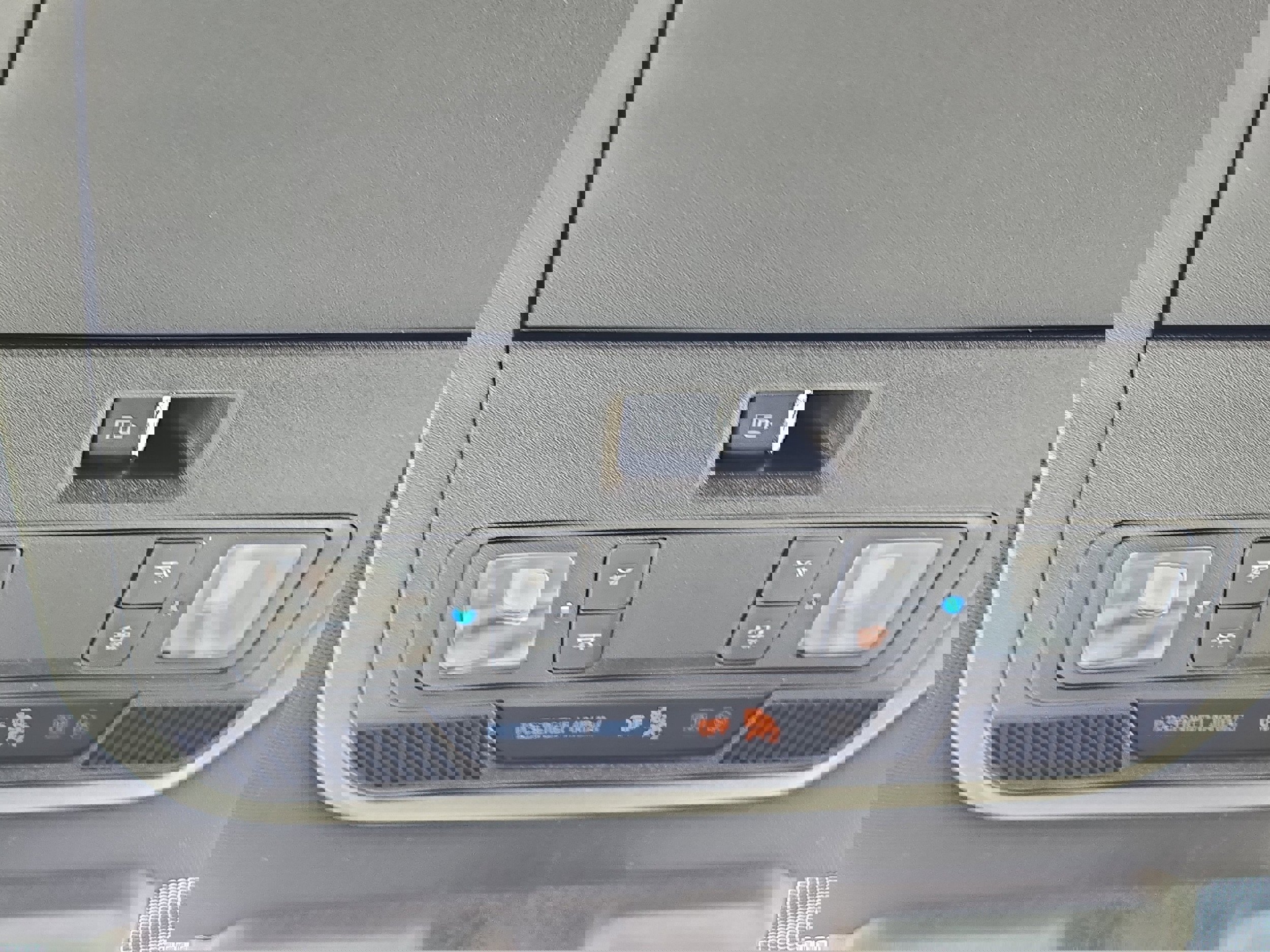 Certified 2022 Ford F150 XLT w/ Equipment Group 302A High image 36