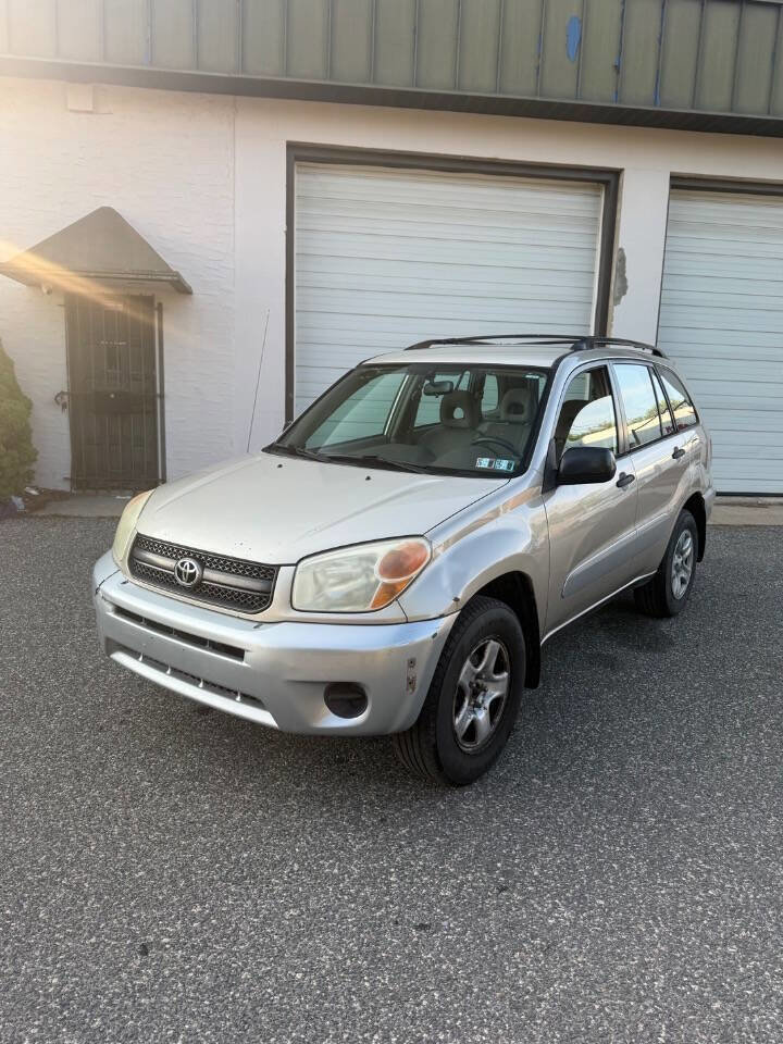 Used 2005 Toyota RAV4 2WD image 2