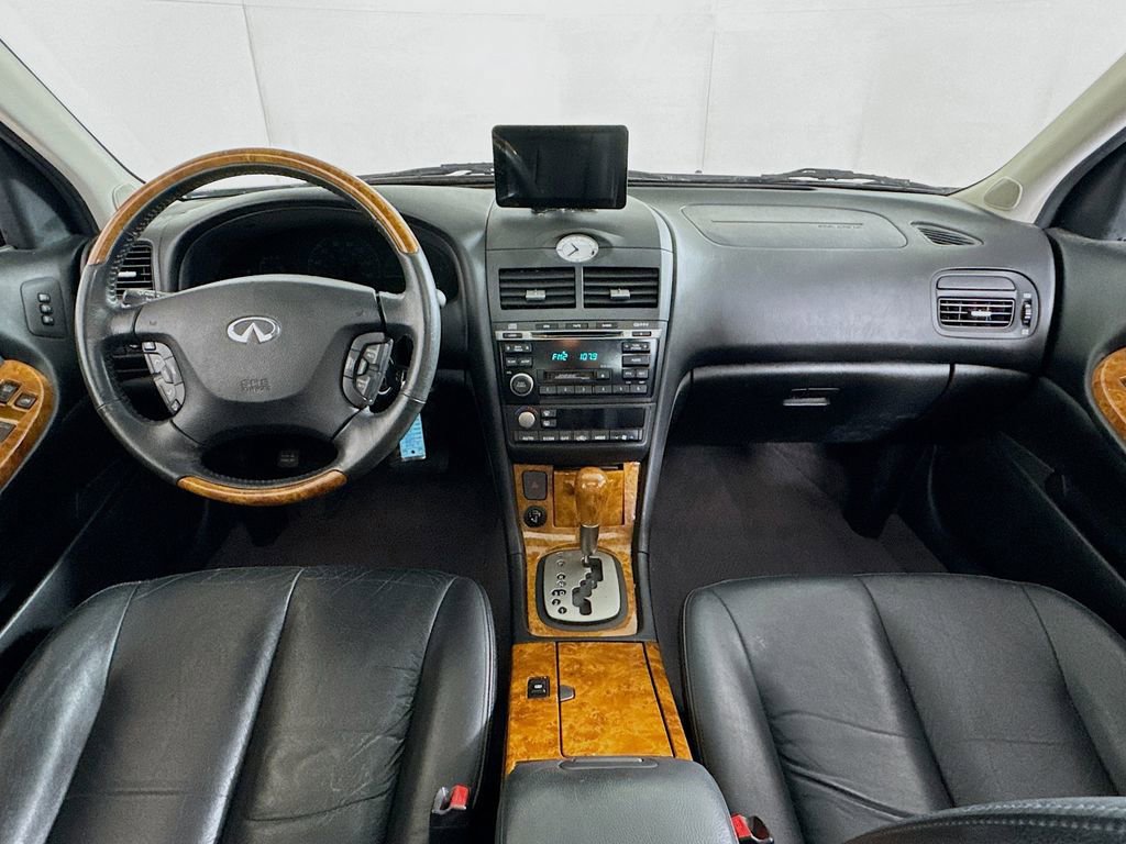 Used 2004 INFINITI I35 FWD image 25