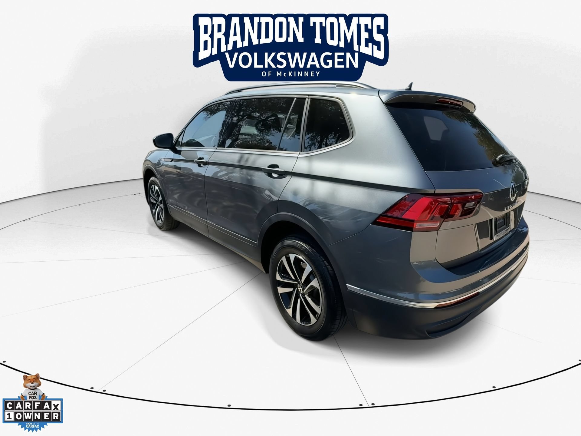 Used 2023 Volkswagen Tiguan S FWD image 8