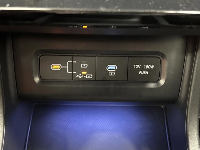 Used 2025 Hyundai Tucson Limited image 25