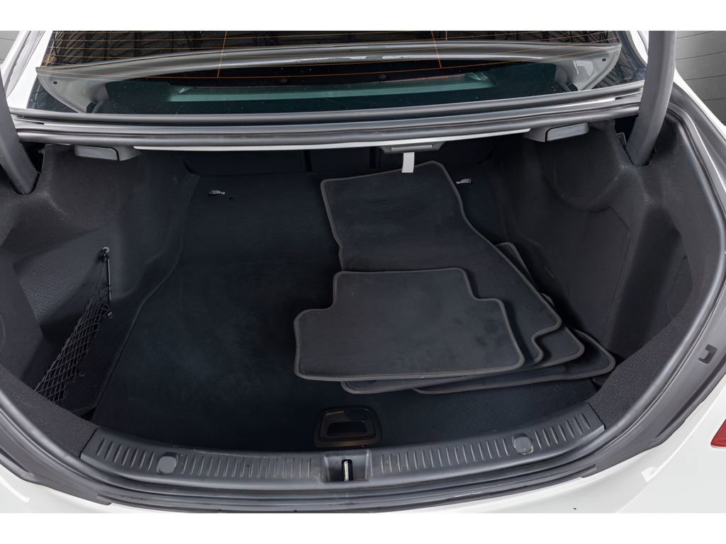 Used 2020 Mercedes-Benz E 350 Sedan image 90